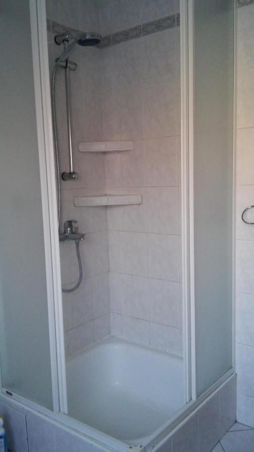 Pokoje Na Pogodnie Apartment Szczecin Bagian luar foto