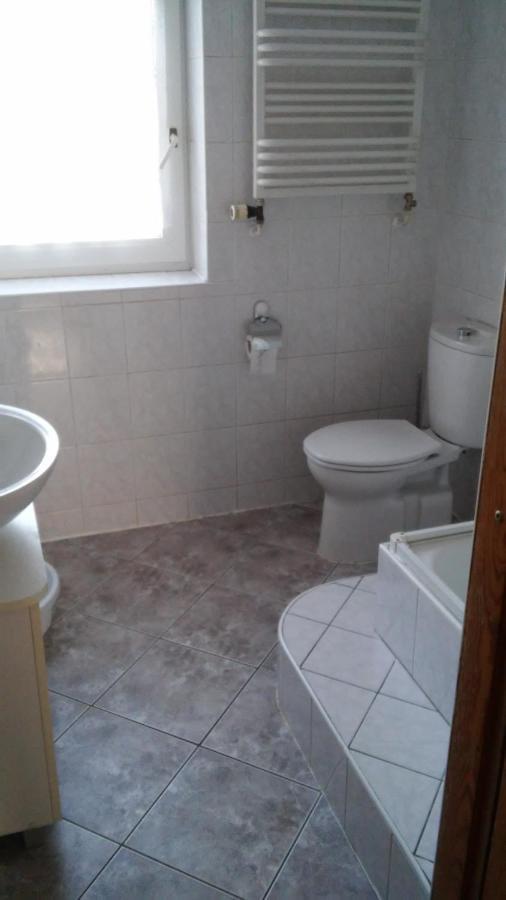 Pokoje Na Pogodnie Apartment Szczecin Bagian luar foto